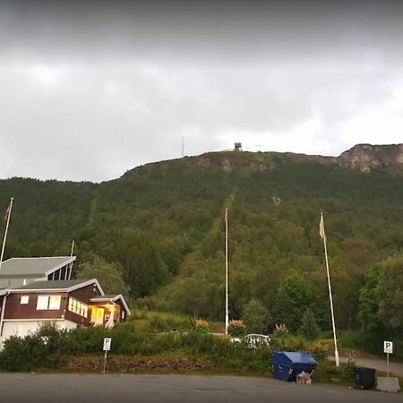 Fresh Studio With Parking Apartment Tromsdalen Luaran gambar